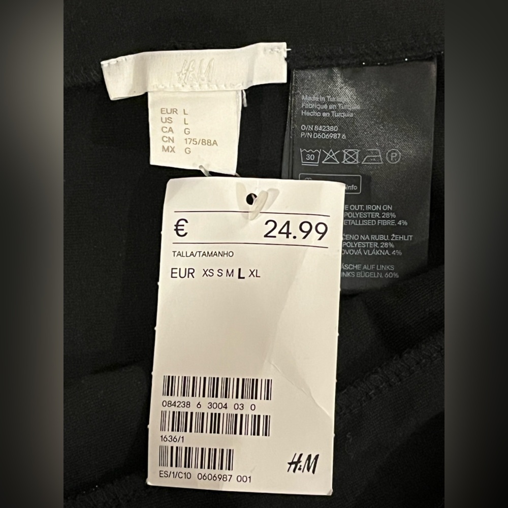 H&M silver sparkly pants. Ankle length. Side zipper. Holiday party outfit NWT. L - Picture 8 of 12